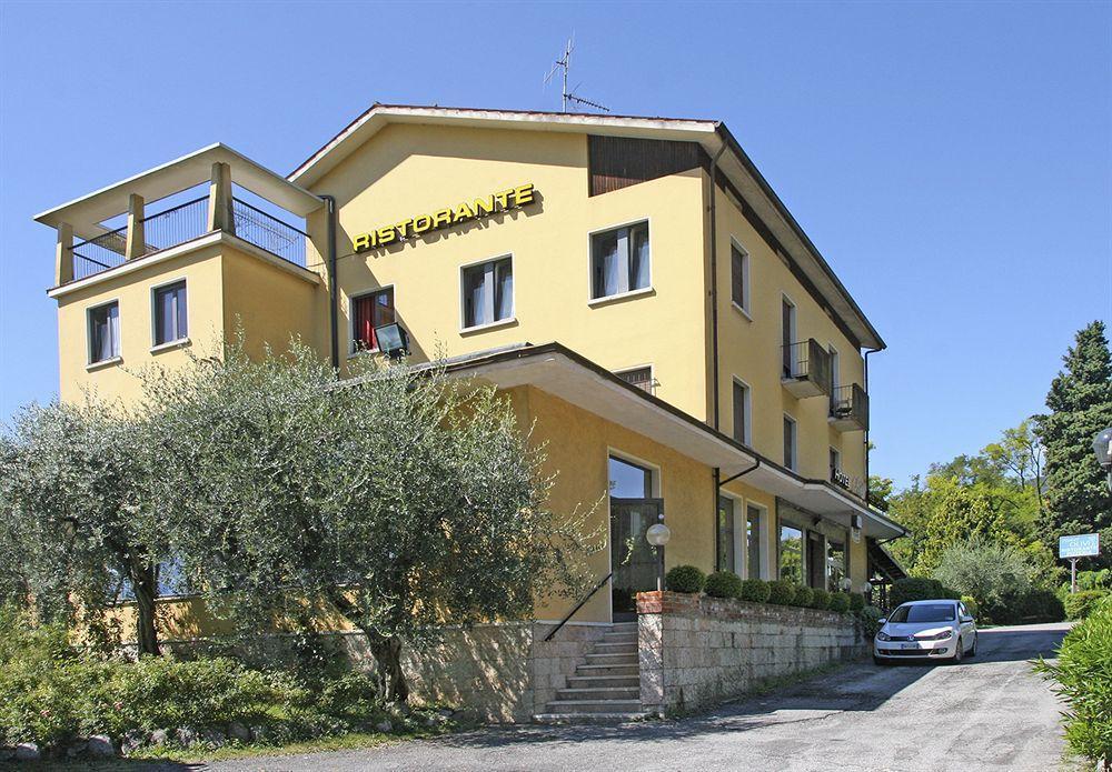 Hotel Olivi ซาโล ภายนอก รูปภาพ